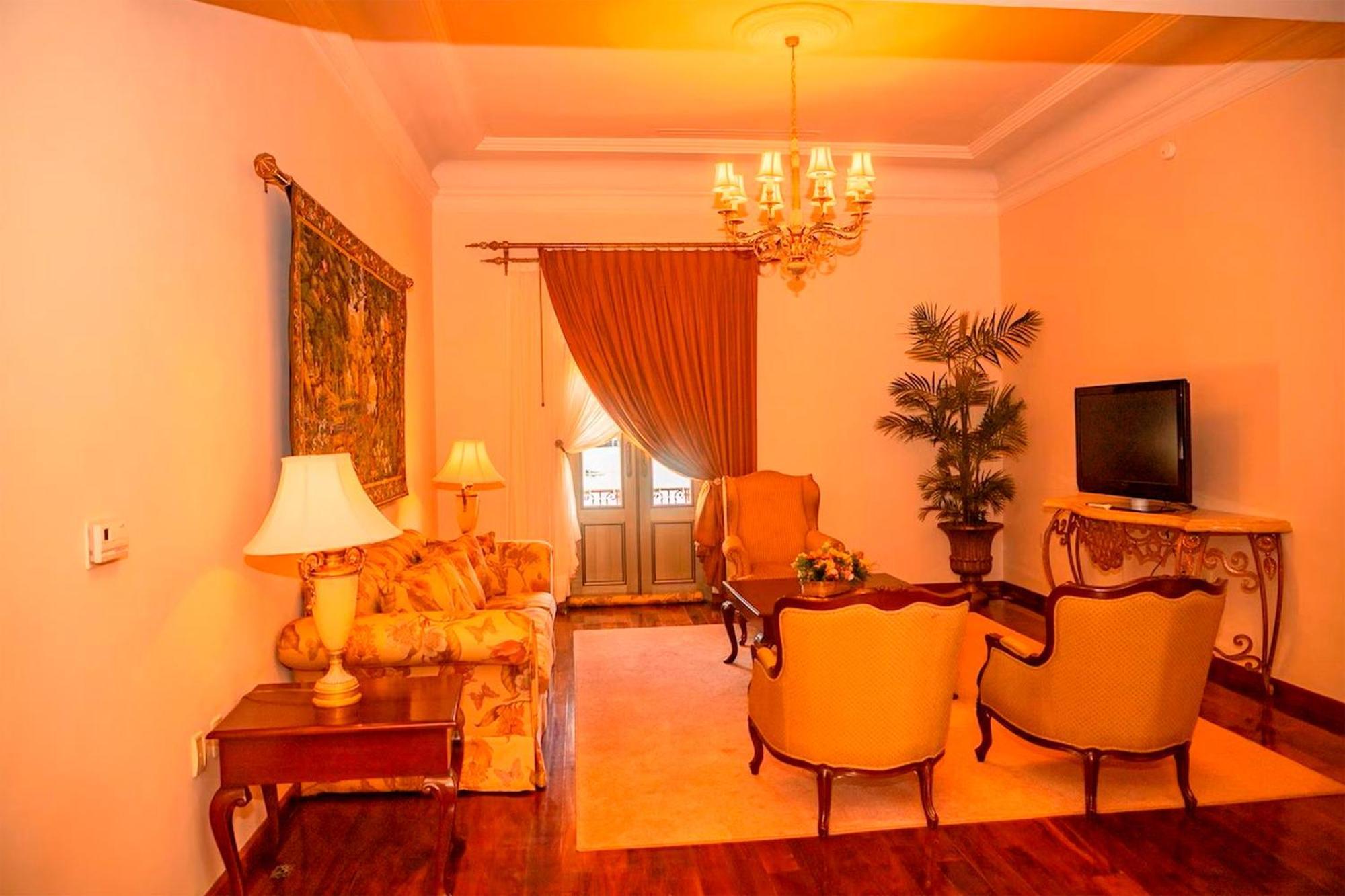 Hotel Real Hacienda Santo Tomas Colonia Gustavo Baz Prada Екстериор снимка